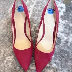 Nine West Women's Fuchsia Suede Heels